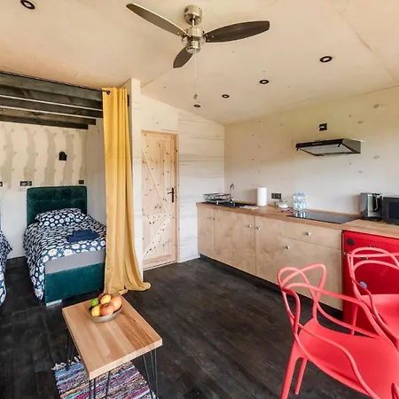 Gora Jablek Mazury Mikolajki * Lipowo (Mragowo)